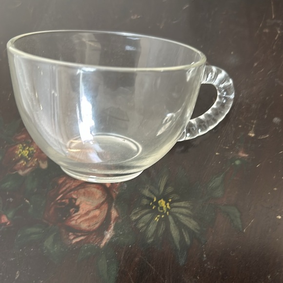 Six Vintage Clear Pressed Glass Punch Cups - Picture 7 of 7